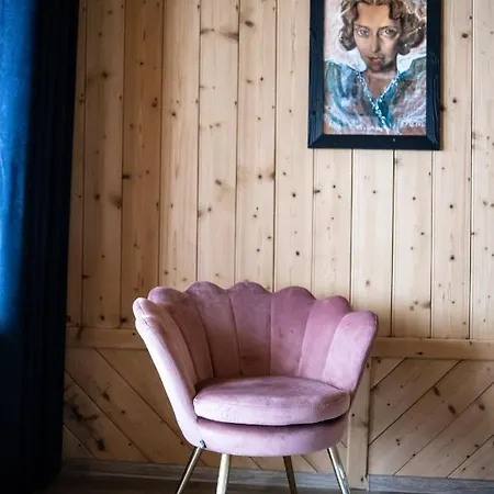 Atelier Jana Kasprowicza * بورونين